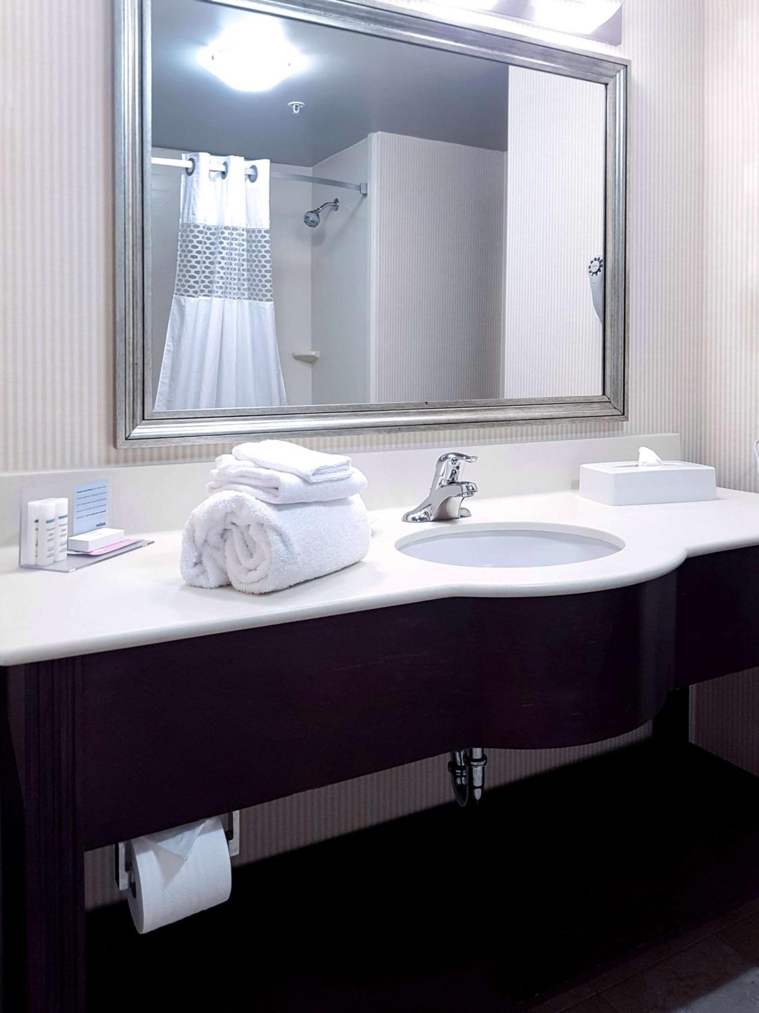 Hampton Inn & Suites By Hilton Edmonton International Airport Leduc Zewnętrze zdjęcie